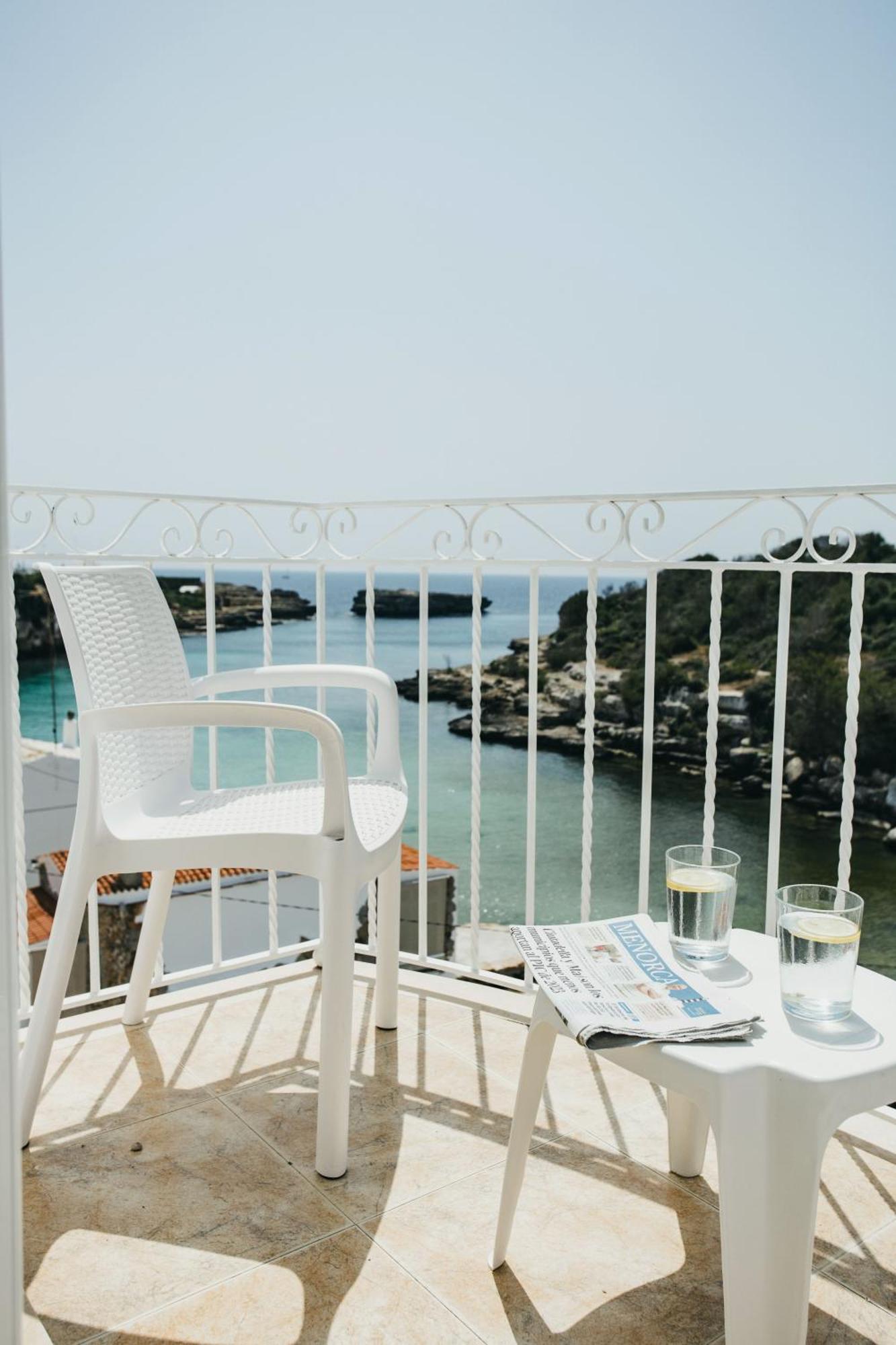 Hostal Xuroy Cala Alcaufar Zewnętrze zdjęcie