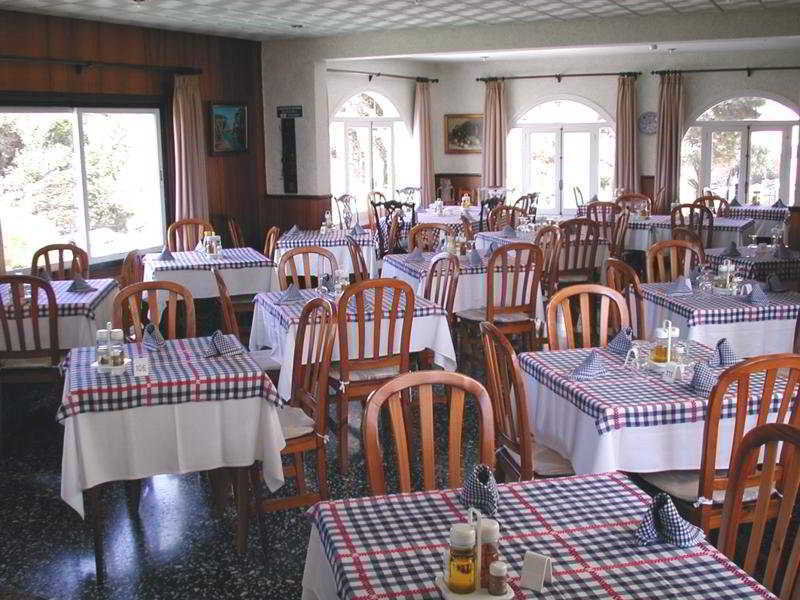 Hostal Xuroy Cala Alcaufar Zewnętrze zdjęcie